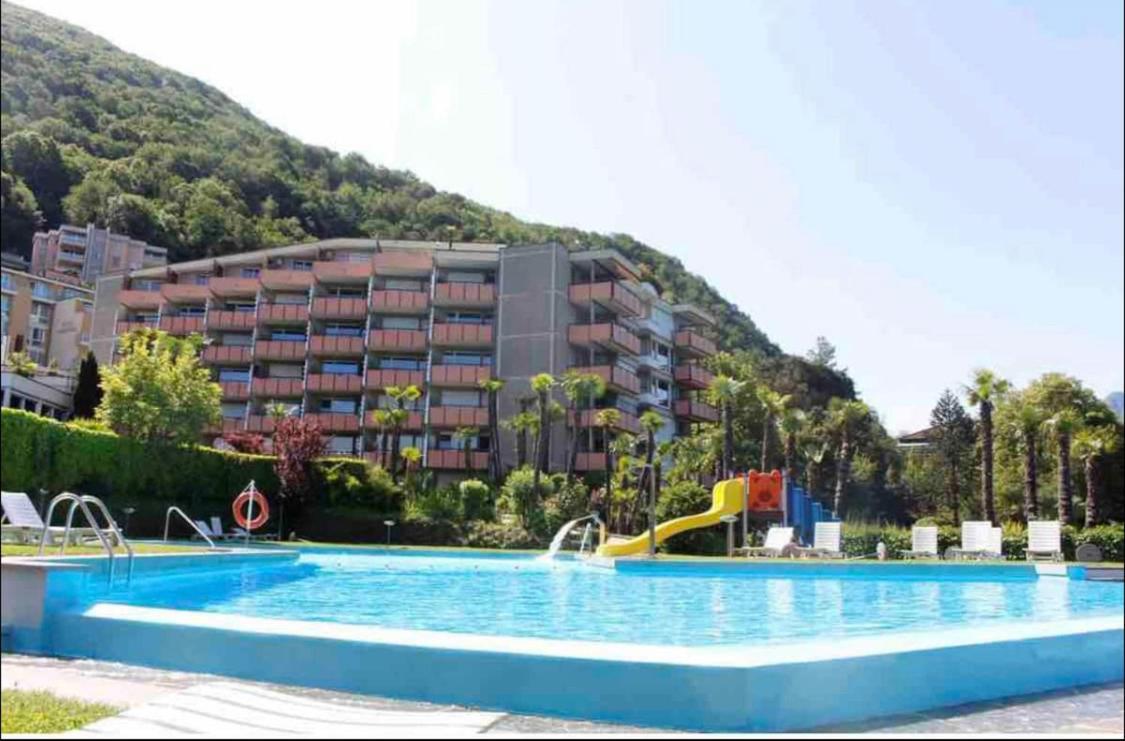 Bellavista Apartment Bissone Luaran gambar