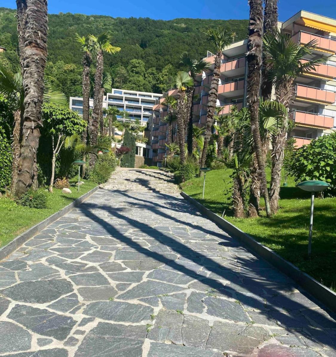 Bellavista Apartment Bissone Luaran gambar